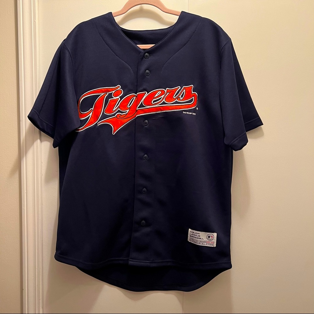 NWT Vintage Tigers Jersey-Style Top